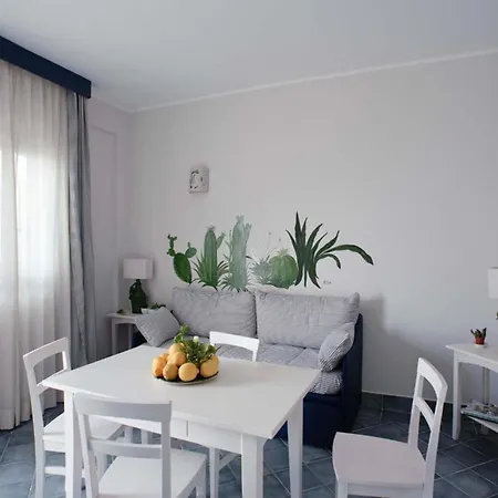 Flach Violett By Interhome Apartamento