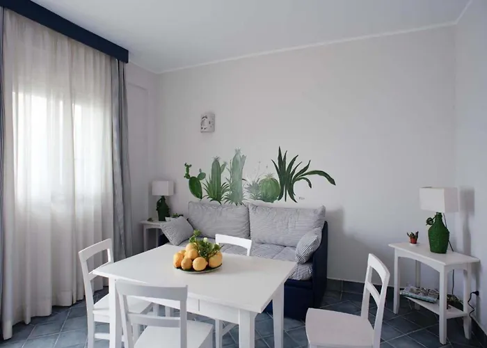 Flach Violett By Interhome Apartamento